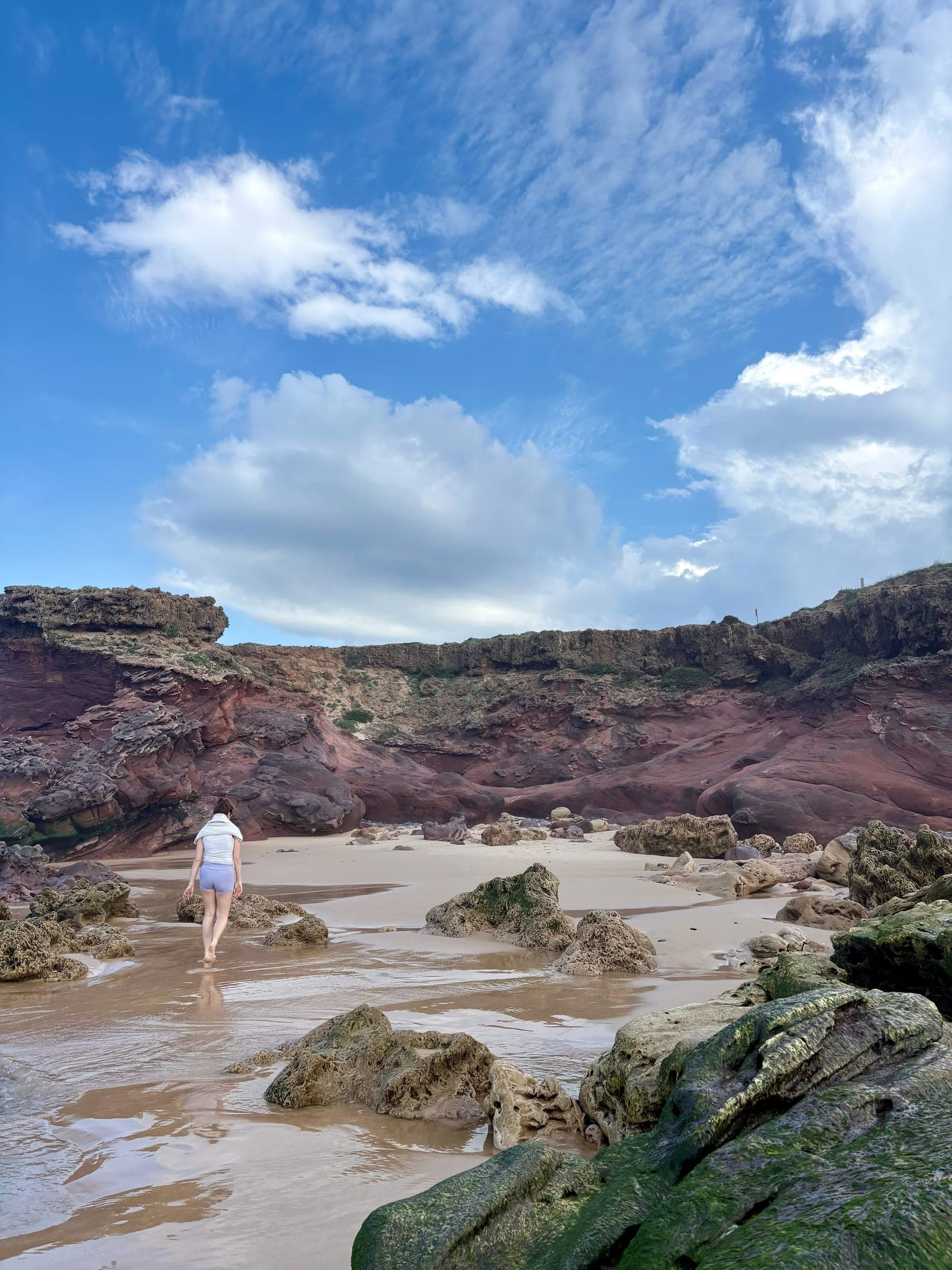 Wandelen langs de kliffen en het strand van de Portugese westkust